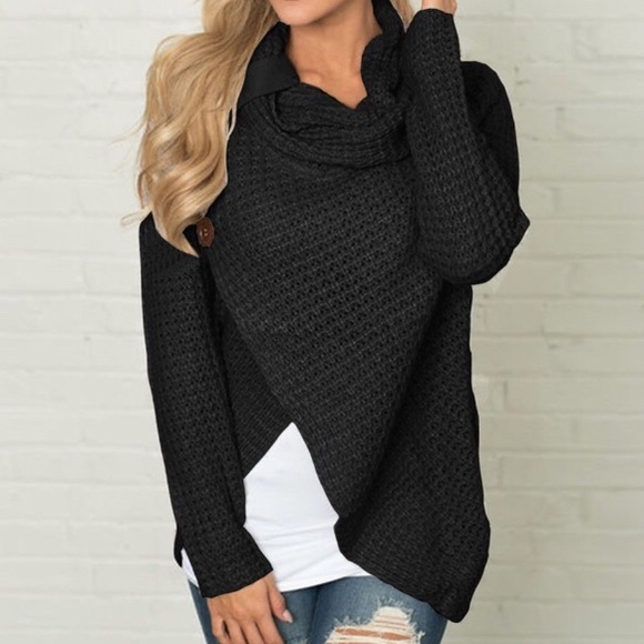 Last 1️⃣ Black Asymmetrical Hem Sweater - Picture 2 of 6